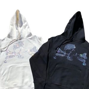 NWOT RHINESTONE SKULL DESIGN CUSTOM WHITE HOODIE